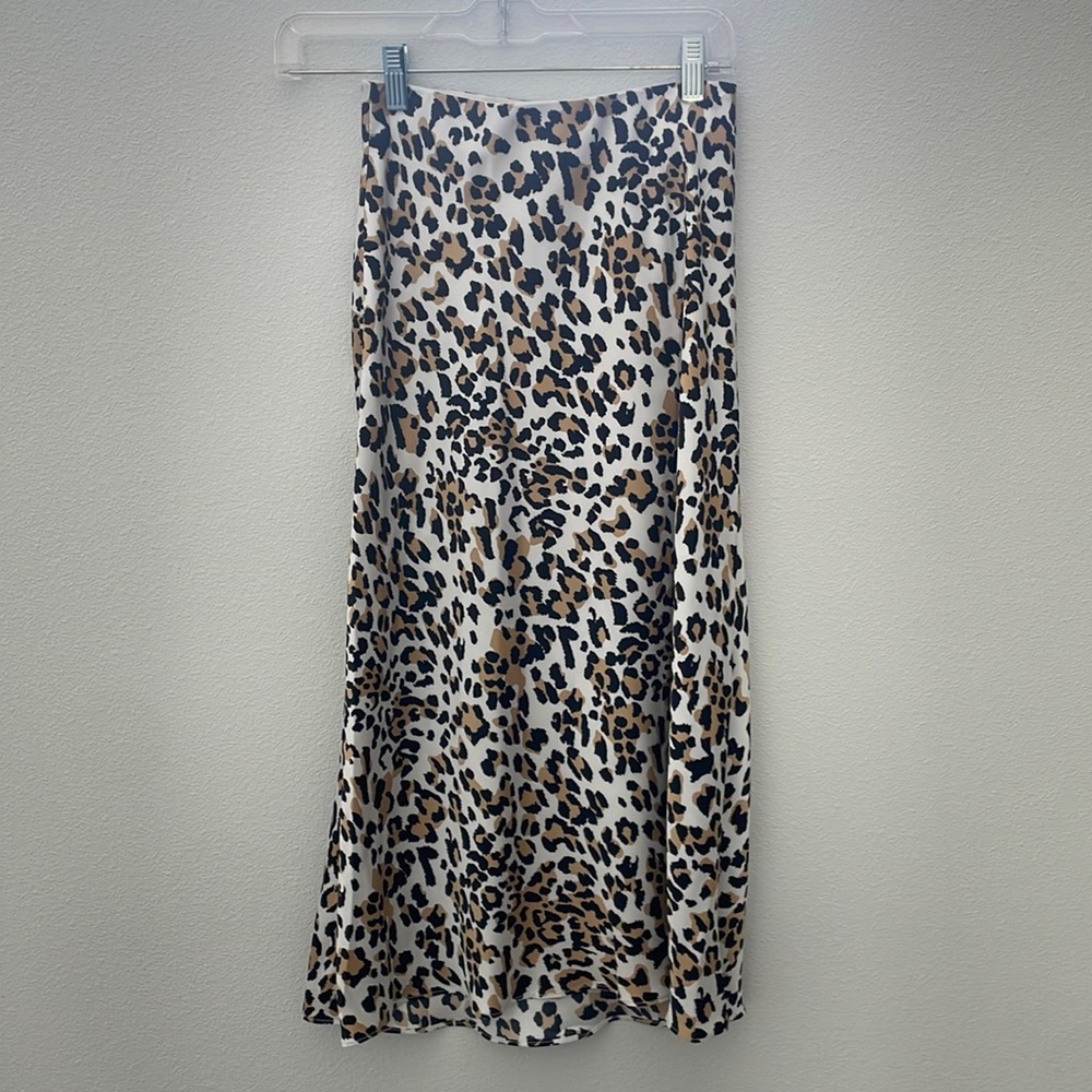 Aritzia Babaton Leopard Silk Midi Skirt size 0